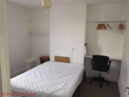 North Gardens, Brighton, BN1 - Photo 2