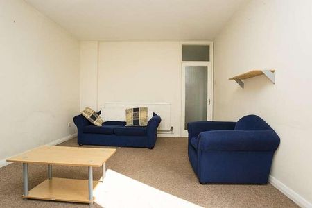 Wyndham Crescent, London, N19 - Photo 4