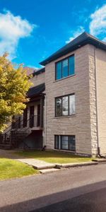 Beau 4 ½ à 100e ave, Chomedey, style condo - Photo 3