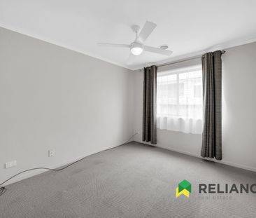 Modern 4-Bedroom Family Home in Hoppers Crossing - Photo 4