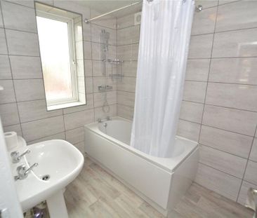 3 bedroom semi-detached house to rent - Photo 6