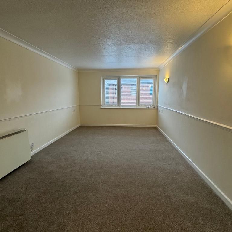 1 bedroom retirement property to rent - Photo 1