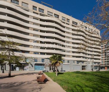 3 room luxury Flat for rent in Valencia - Photo 3