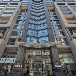 Condo 2 chambres - Meublé - Centre-ville de Montréal - Photo 2