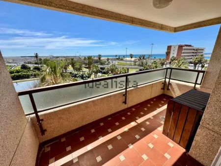 Alquiler de piso en Calle Adelfa - Foto 5