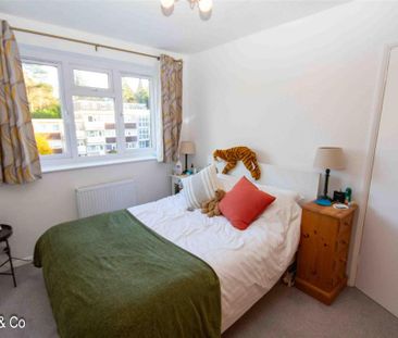 2 bedroom property to rent - Photo 4