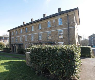 3 bedroom maisonette to rent - Photo 2