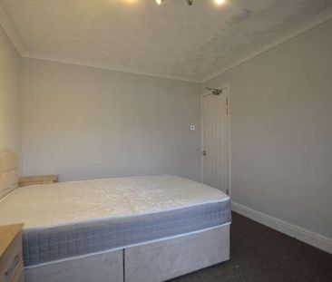 Hannibal Road, Staines-upon-thames, TW19 - Photo 5