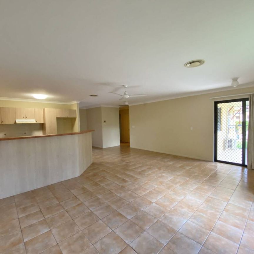 RELAX BY THE POOL & ENJOY RIVER WALKS - Photo 1