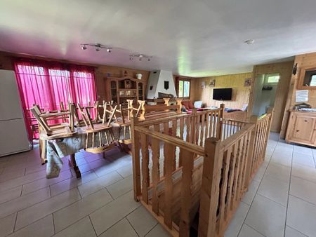 Location Chalet 6 pièces 107 m2 à Taintrux - Photo 4