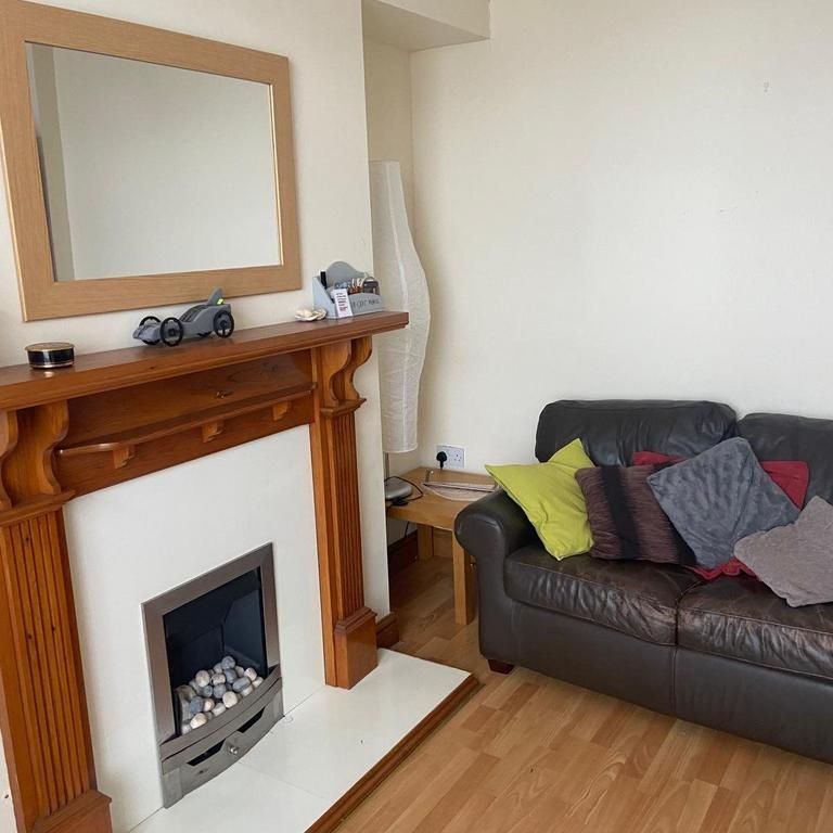 4 bedroom house to rent - Photo 1