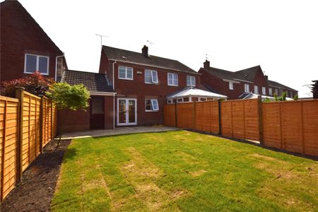 Snowdonia Road, Tewkesbury, Gloucestershire, GL20 - Photo 2