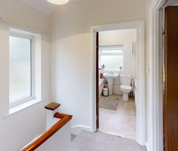 4 bedroom semi-detached house to rent - Photo 6