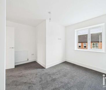 Vine Street, Hazel Grove, Stockport, SK7 - Photo 3