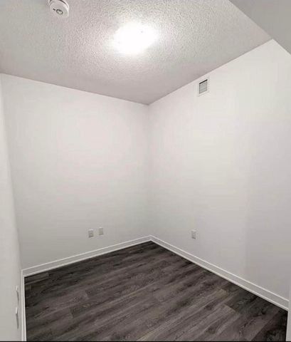 For Lease - 60 Honeycrisp Crescent Unit# 905, Vaughan, Ontario - Photo 2