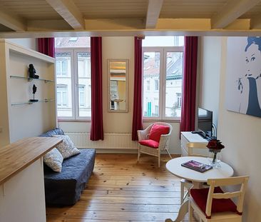 Möblierte Wohnung in Brüssel, Schuman (EU District) - Photo 2