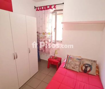 Apartamento en alquiler en Calle del Valle Menéndez, 1 - Photo 3