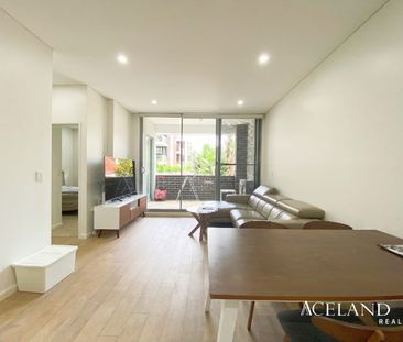 Fully Furnished Modern 2 Bedroom - Photo 2
