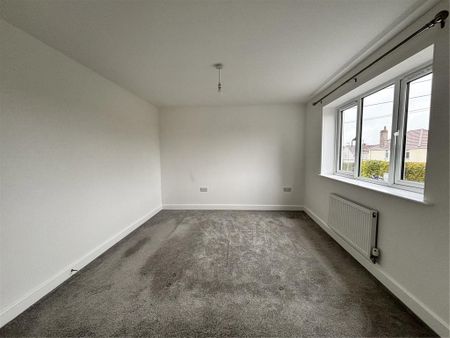 3 bedroom detached house to rent - Photo 5