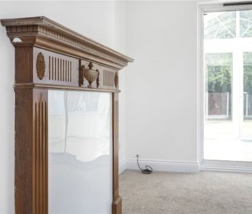 A two bedroom detached bungalow situated at the end of a cul-de-sac. - Photo 2