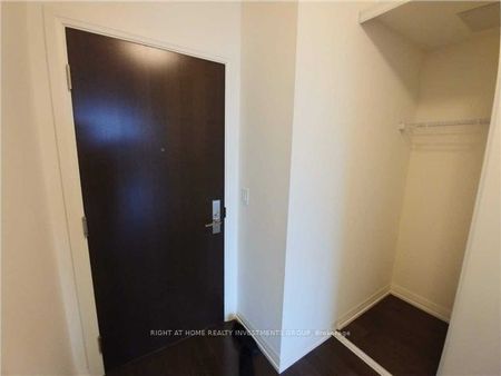 460 Adelaide Street E #1927 - Photo 4