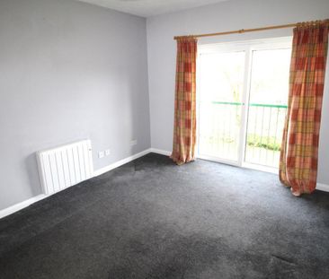 Fenchurch Road, Maidenbower, Crawley - Photo 1