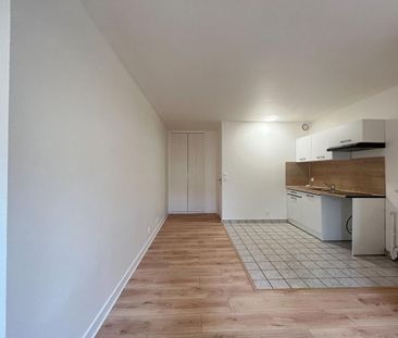 Location Appartement 1 pièce 25m² ST MICHEL SUR ORGE 91240 - Photo 3