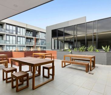 215/218 Bay Road, Sandringham - Photo 1
