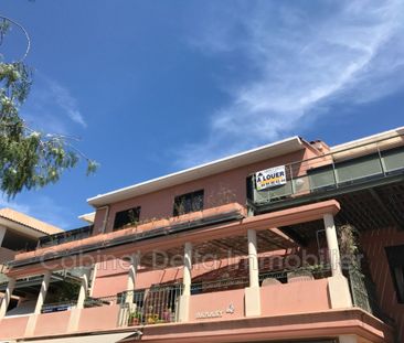 SANARY - Centre ville - Photo 5