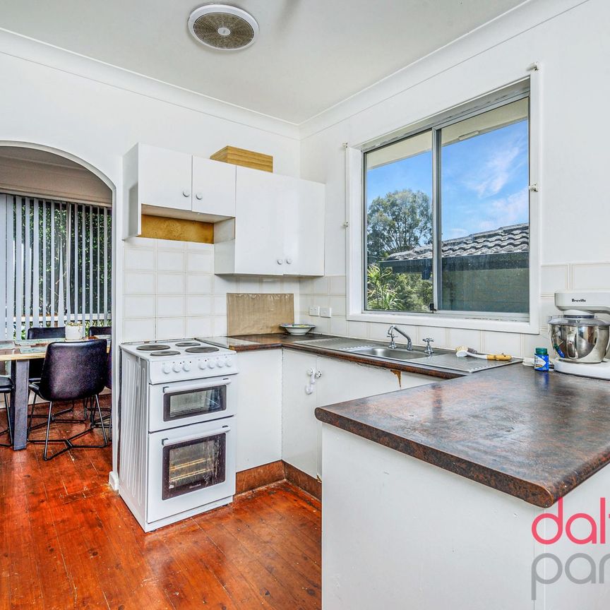 27 Acacia Avenue Waratah West NSW - Photo 1