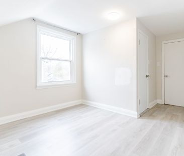 For Lease - 73 Drury Lane, Barrie, Ontario - Photo 1