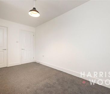 2 bedroom end of terrace house to rent - Photo 5