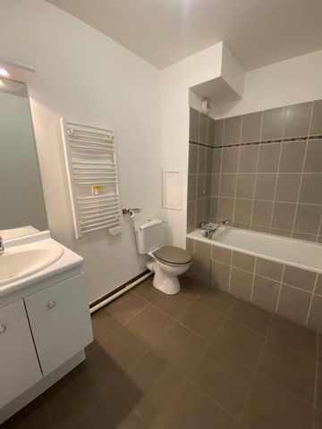 Location Appartement 2 pièces 40m² MONTEVRAIN 77144 - Photo 4