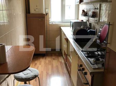 Apartament 3 camere, semidecomandat, 60 mp, zona strazii Horea - Fotografie 2