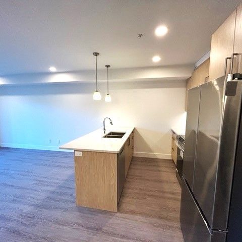 103 135 Haliburton Street - Photo 1