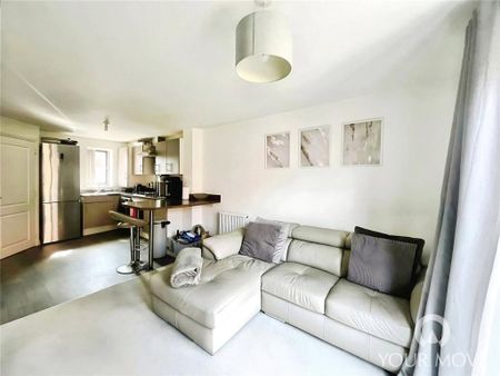 3 bedroom end of terrace house to rent - Photo 2