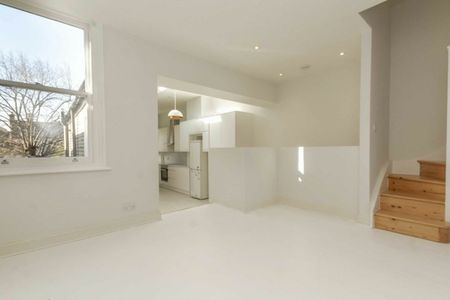 Trevor Road, SW19, London - Photo 4