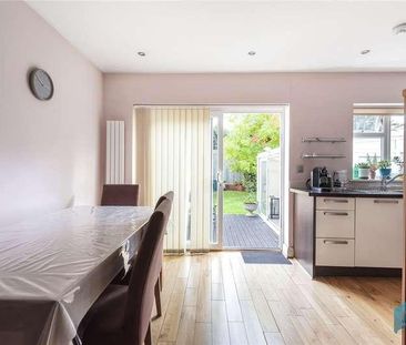 Pymmes Green Road, London, N11 - Photo 3