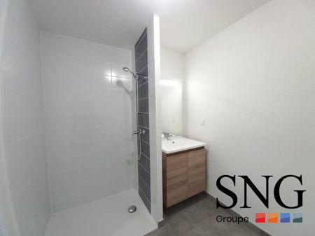 T2 AVEC BALCON ET PARKING - Photo 2