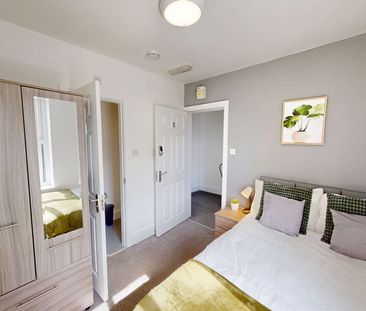 Folly Lane Room 4 - Photo 6