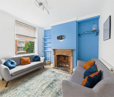 3 bedroom Terraced House to rent - Photo 3