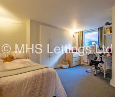 5 Bedroom Mid Terraced House for rent in Walmsley Road - Photo 2