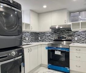 For Lease - 41 Roseglor Crescent, Toronto, Ontario - Photo 1