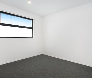 4/151 Rosanna Road, Rosanna VIC 3084 - Townhouse For Rent | Domain - Photo 2