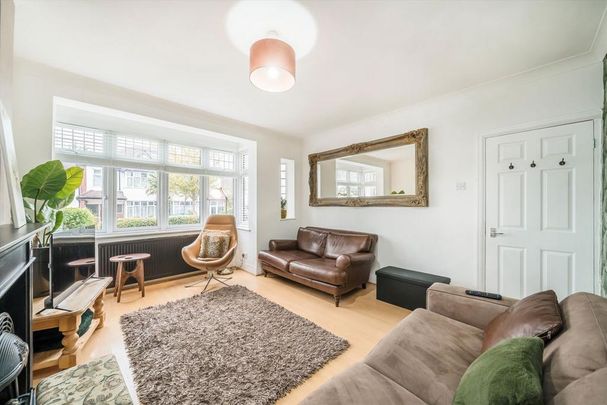 3 bedroom terraced house to rent - Photo 1