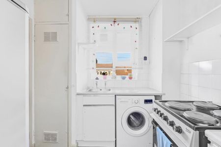 1 bedroom apartment to rent - Photo 2