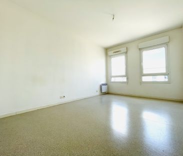 Location Appartement 3 pièces 67m² AMIENS 80000 - Photo 2