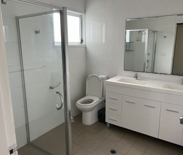 Rooms / 50 Allowah Street, Waratah West NSW 2298 - Photo 3