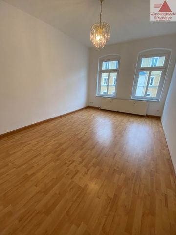 Hübsche 3-Raum-Wohnung mit Balkon in Chemnitz/Bernsdorf! - Photo 2