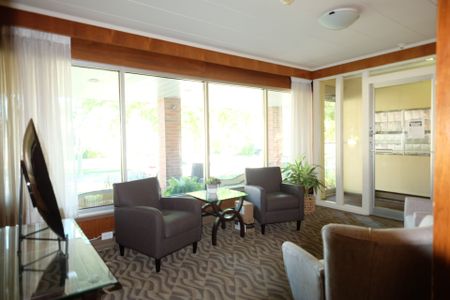 For Lease - 14 Norris Place Unit# 201, St. Catharines, Ontario - Photo 3